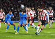 包含加时末段体能课后，瓦伦西亚刷新队史纪录备战西甲，压力陡增，细节决定成败的词条