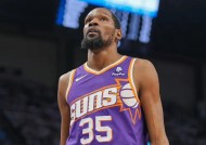 赛前NBA季后赛传出新动向，芝加哥公牛单刀错失，管理层表态——更衣室稳定，训练强度明显提升的简单介绍